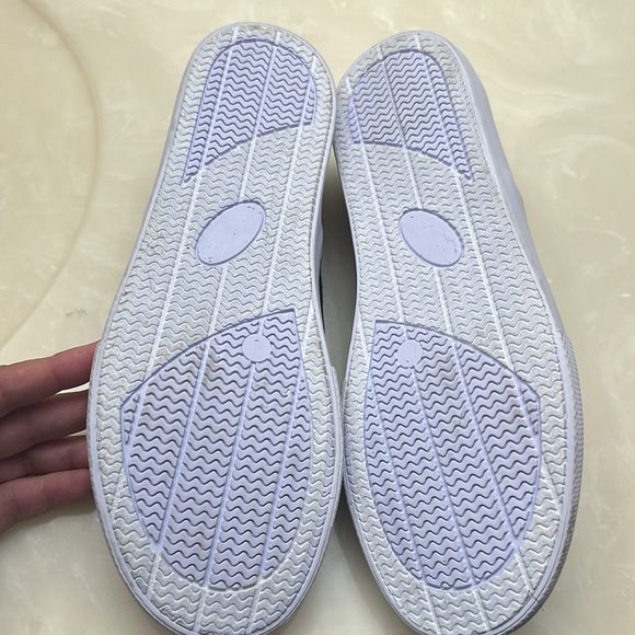 Official DC Comics Batman sneakers size 8 - Picture 6 of 6